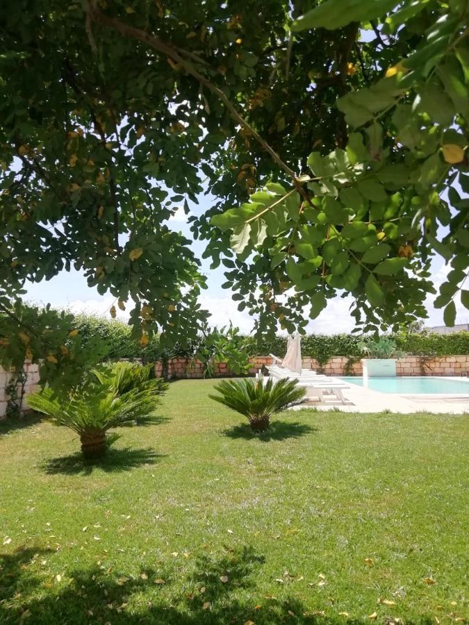 Il Giardino Del Tiglio Acomodação com café da manhã Uggiano La Chiesa Exterior foto