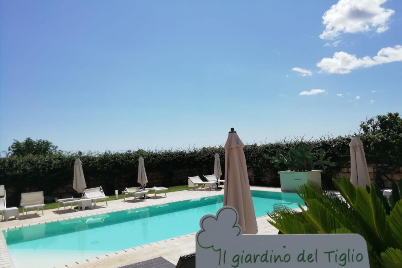 Il Giardino Del Tiglio Acomodação com café da manhã Uggiano La Chiesa Exterior foto