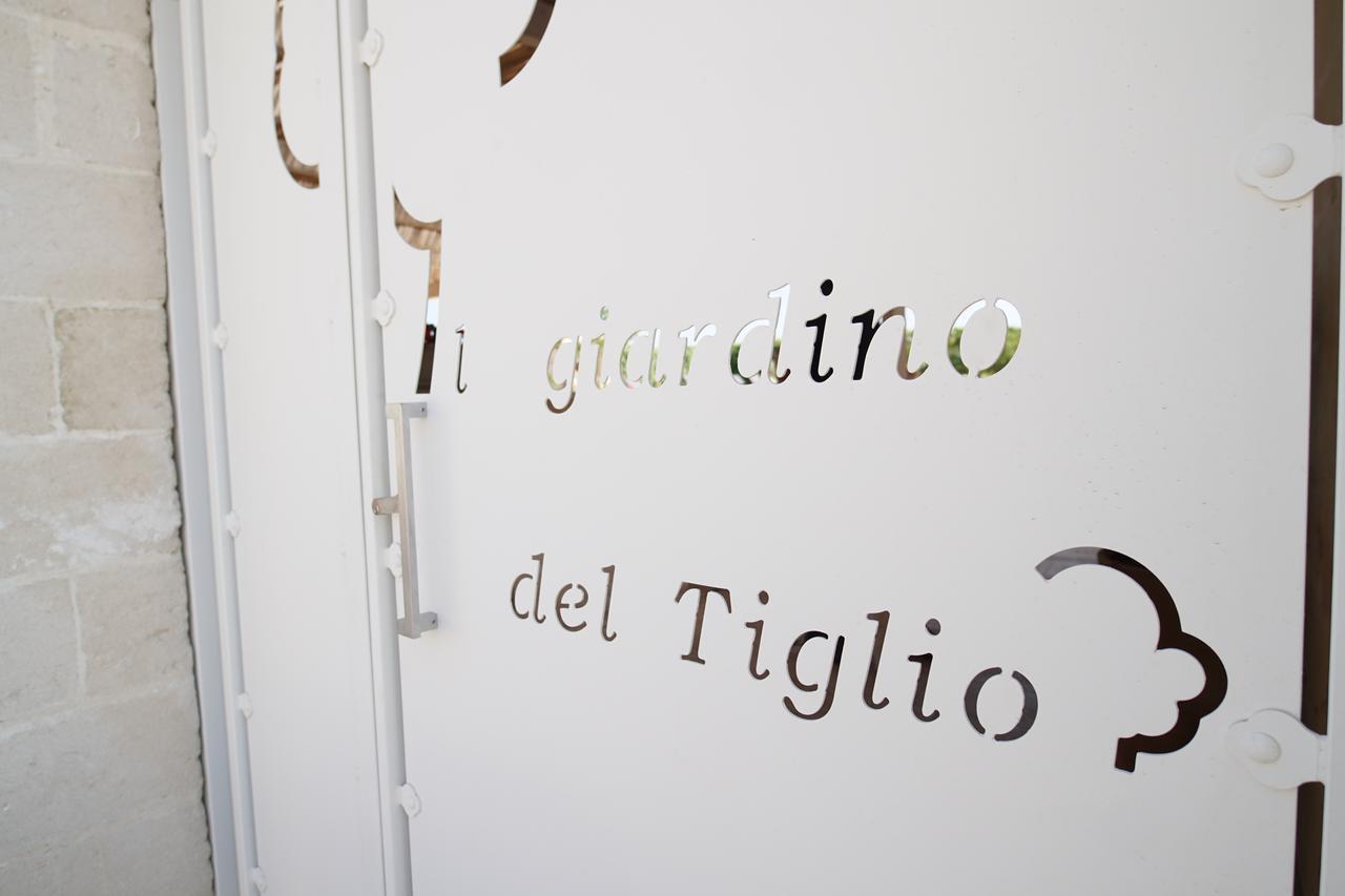 Il Giardino Del Tiglio Acomodação com café da manhã Uggiano La Chiesa Exterior foto
